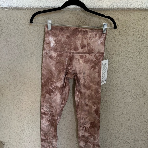 Lululemon Align pant 25”, Shine, Rose Foil leggings - Picture 4 of 6